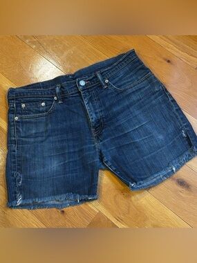 Levi's 511 Blue Denim Cut-Off Shorts with Contrast Stitching 34”